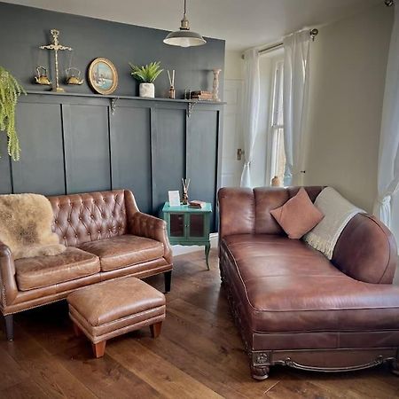 Period Apartment, Great Views, In Heart Of Town. Bradford-On-Avon Exteriér fotografie