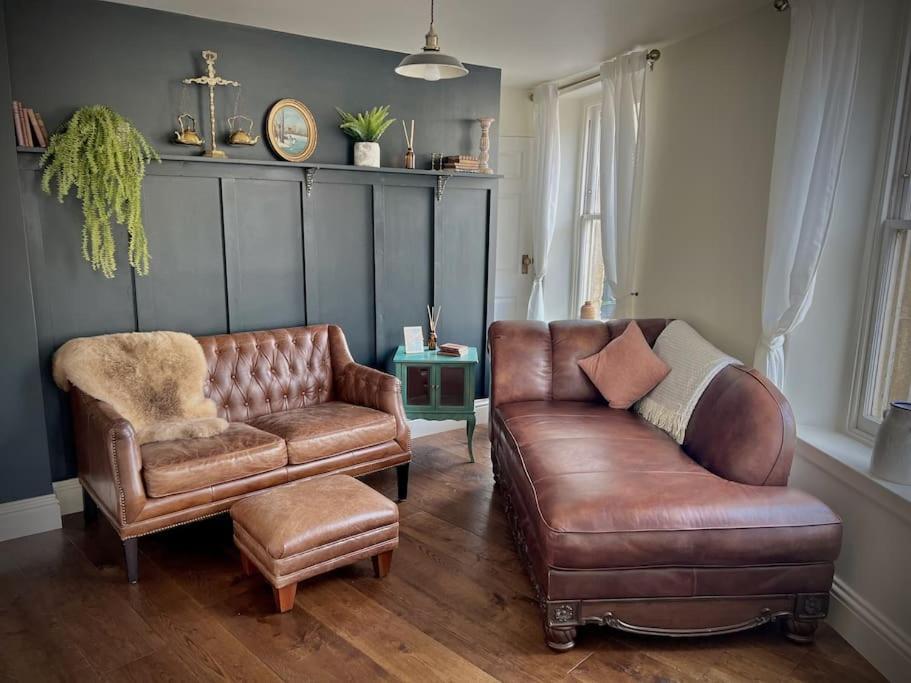 Period Apartment, Great Views, In Heart Of Town. Bradford-On-Avon Exteriér fotografie