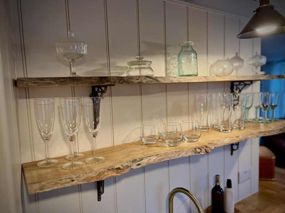 Period Apartment, Great Views, In Heart Of Town. Bradford-On-Avon Exteriér fotografie